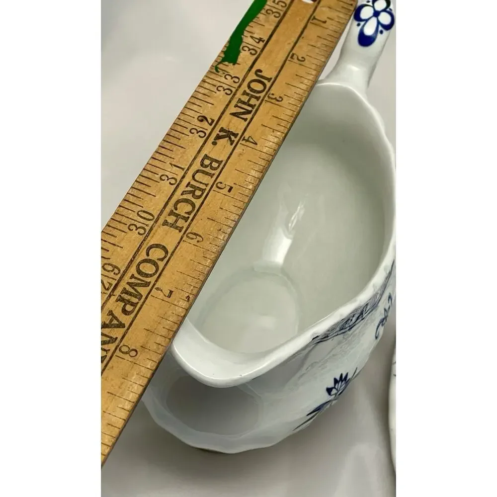 Vtg J & G Meakin England Gravy Boat 8